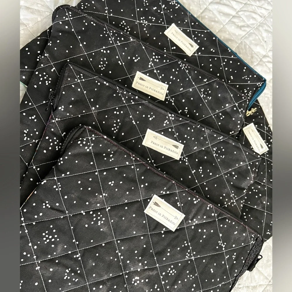 Quilted IPad Case - B&W Striped and Fruits